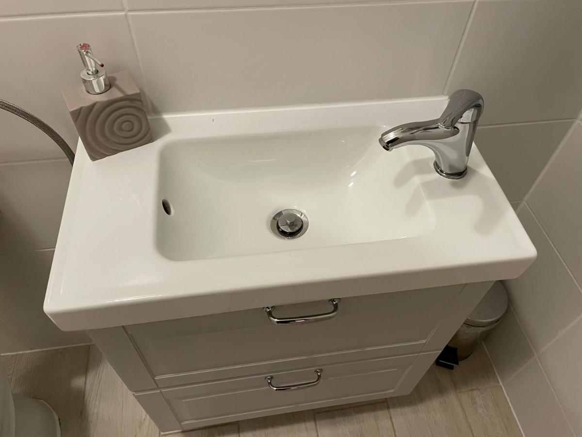 Nine Sveti Juraj Hotel ภายนอก รูปภาพ